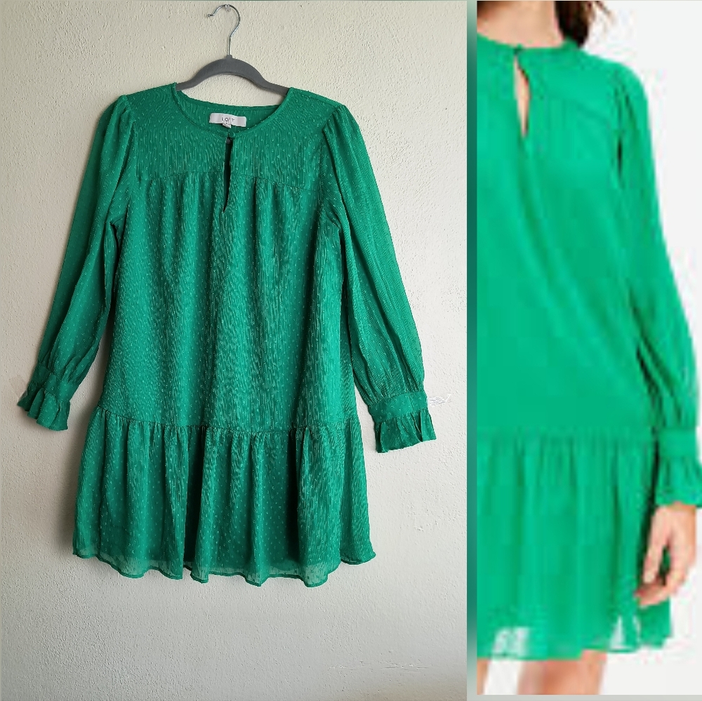 LOFT M Green Ruffled Tiered Sundress with Bishop Sleeves Keyhole Swing